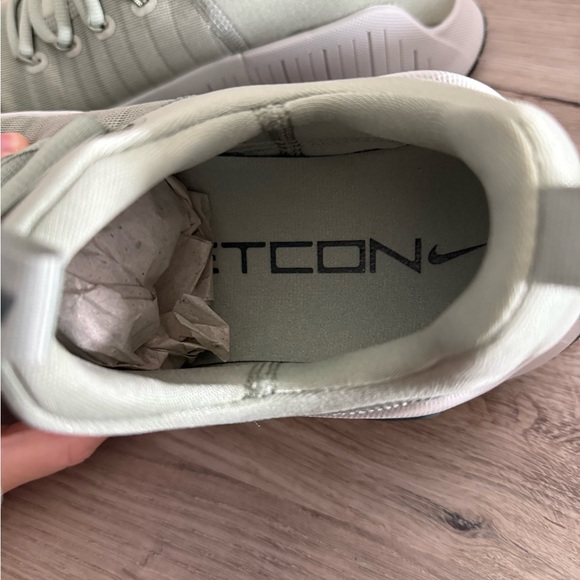 Nike free metcon 6 - vintage green size 8 and 10 new in box - Picture 5 of 10